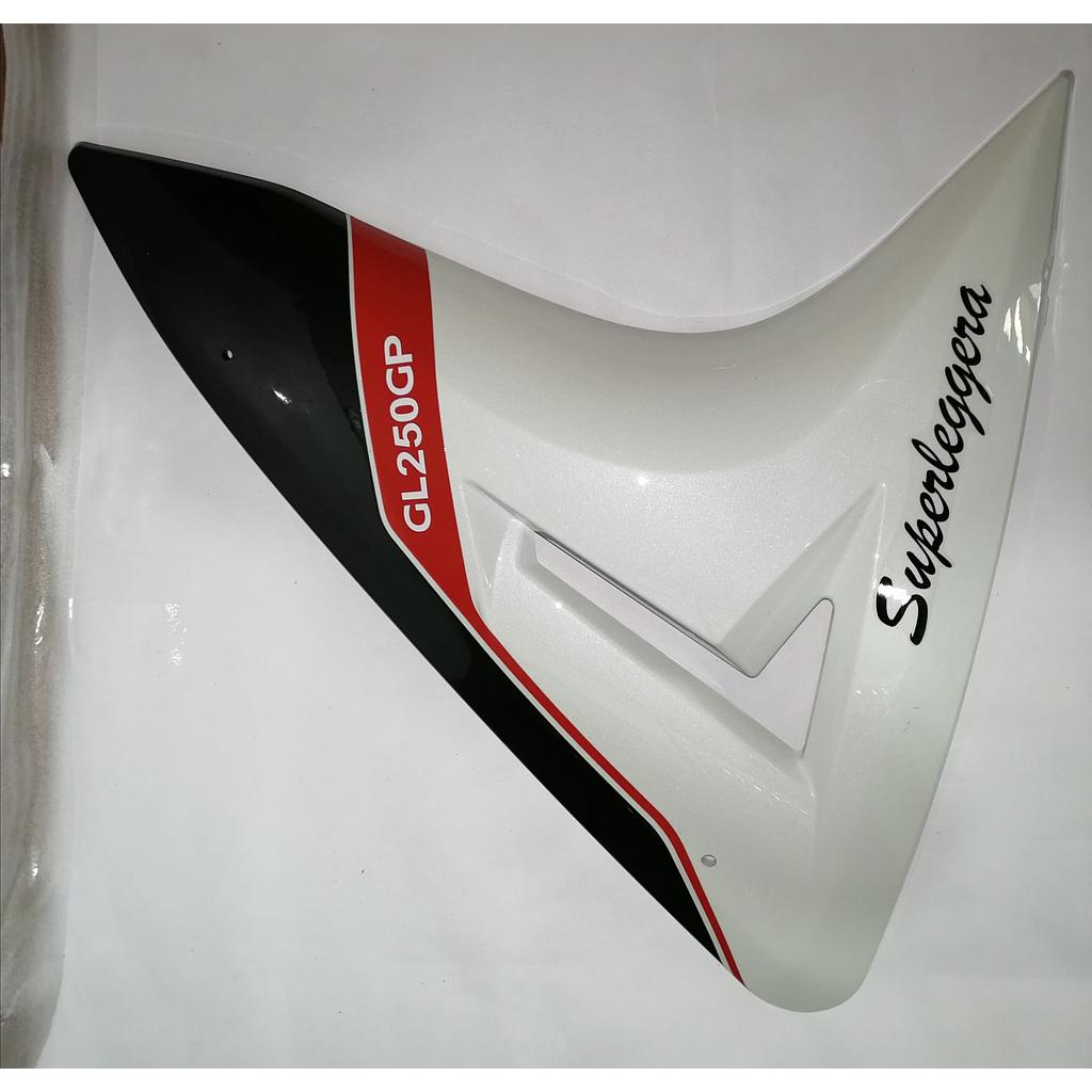 Tapa plástico lateral cobertor inferior derecho GP250 BLANCO ND
