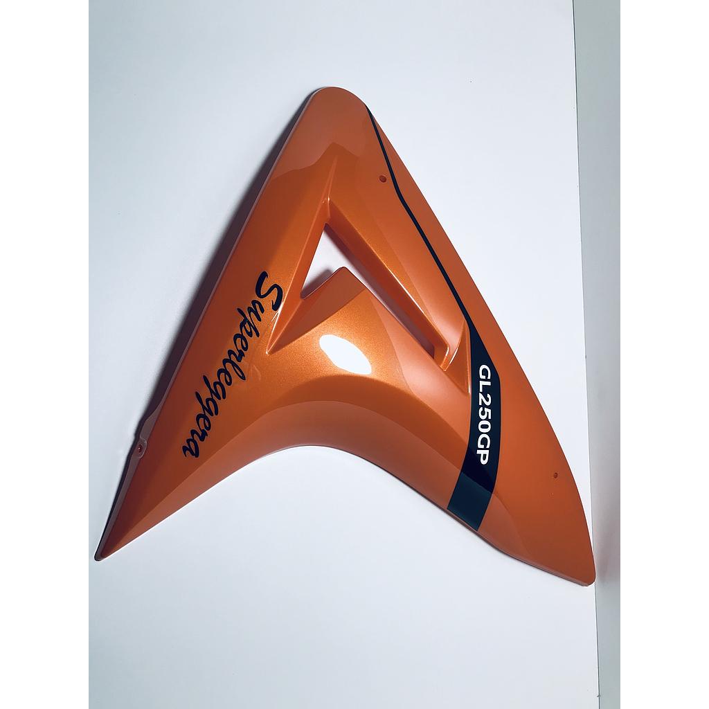 Tapa plástico lateral cobertor inferior derecho GP250 NARANJA ND